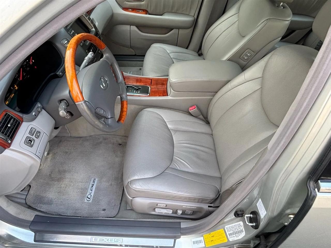 Lexus LS 430 Sedan 2003