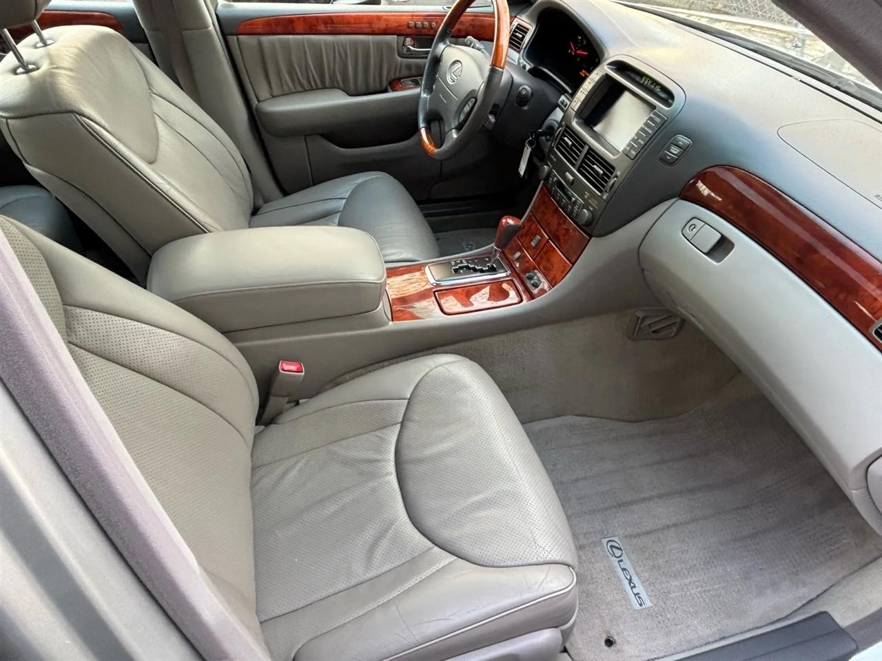 Lexus LS 430 Sedan 2003