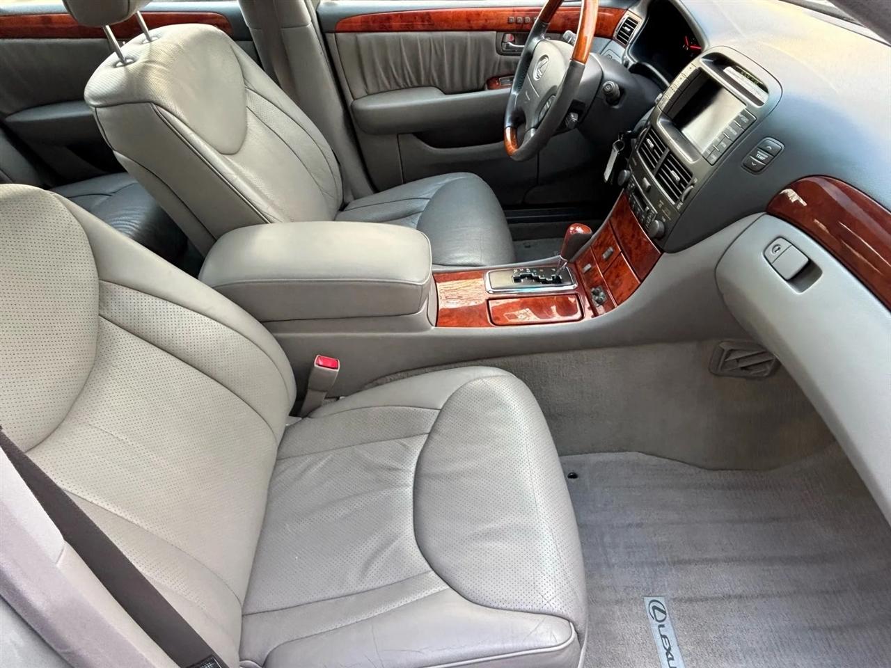 Lexus LS 430 Sedan 2003