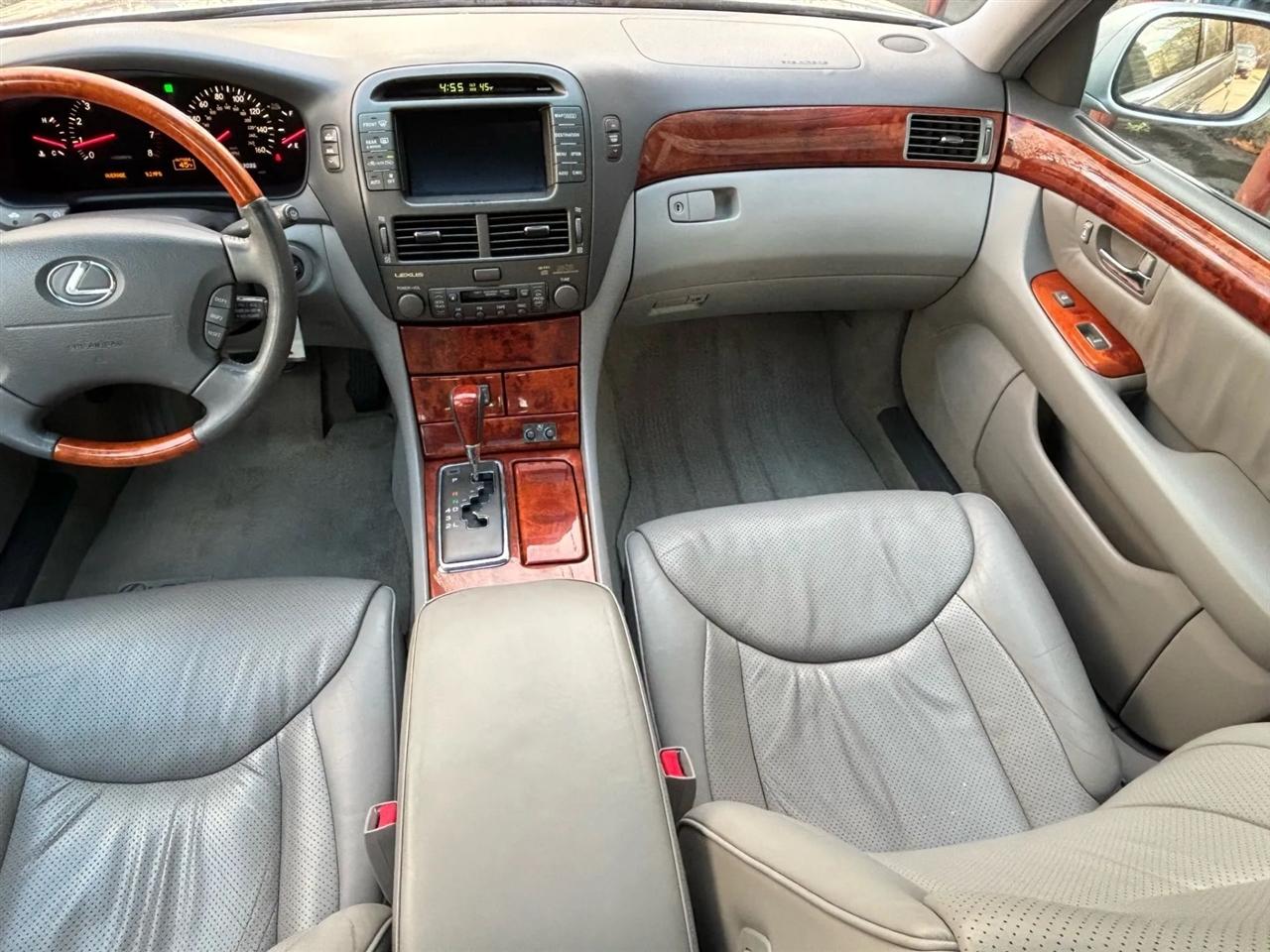 Lexus LS 430 Sedan 2003