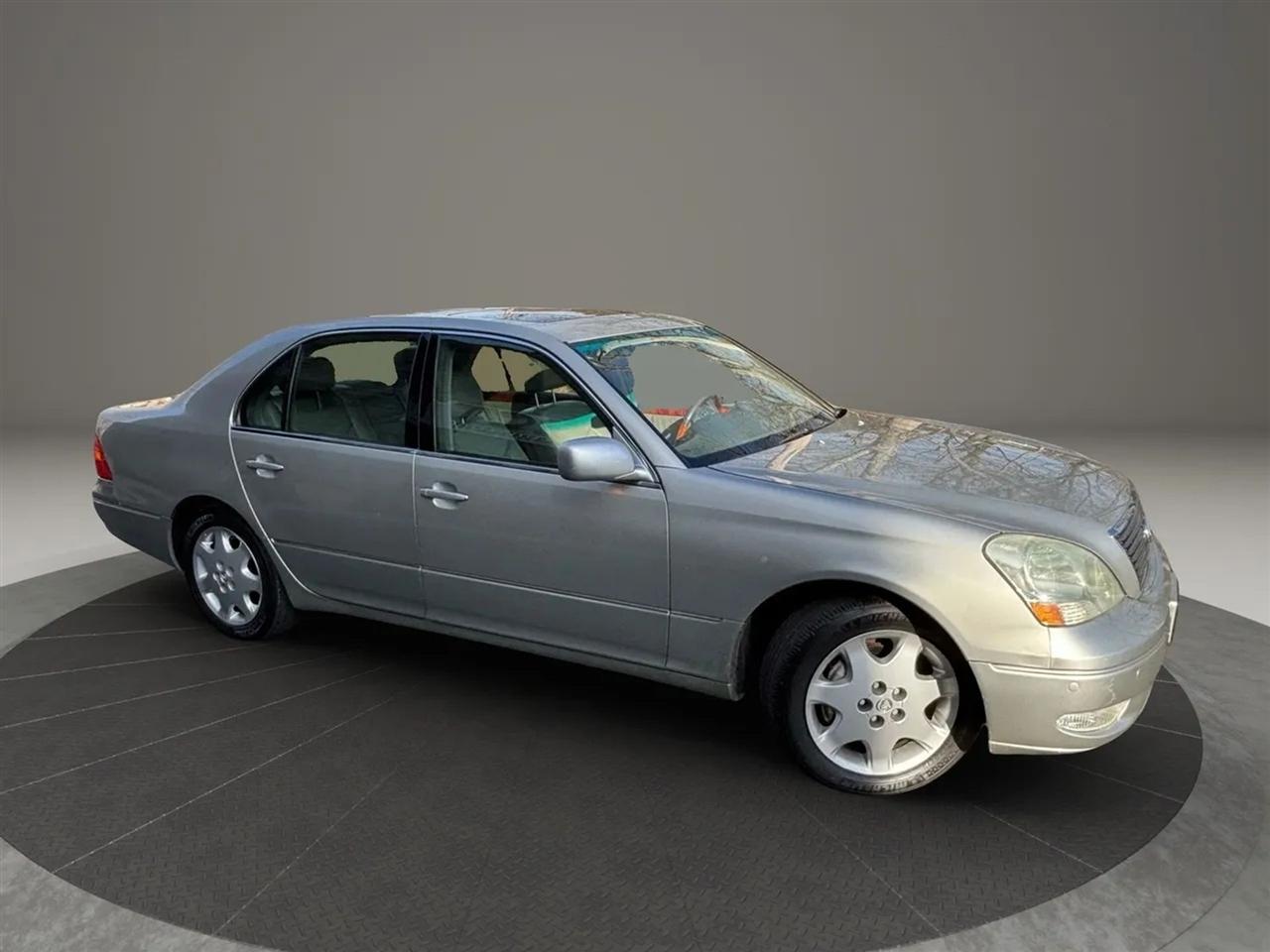 Lexus LS 430 Sedan 2003