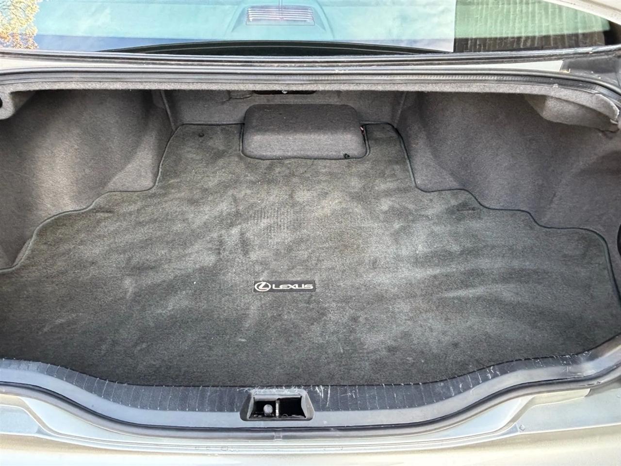 Lexus LS 430 Sedan 2003