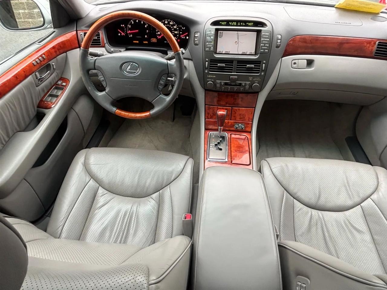 Lexus LS 430 Sedan 2003