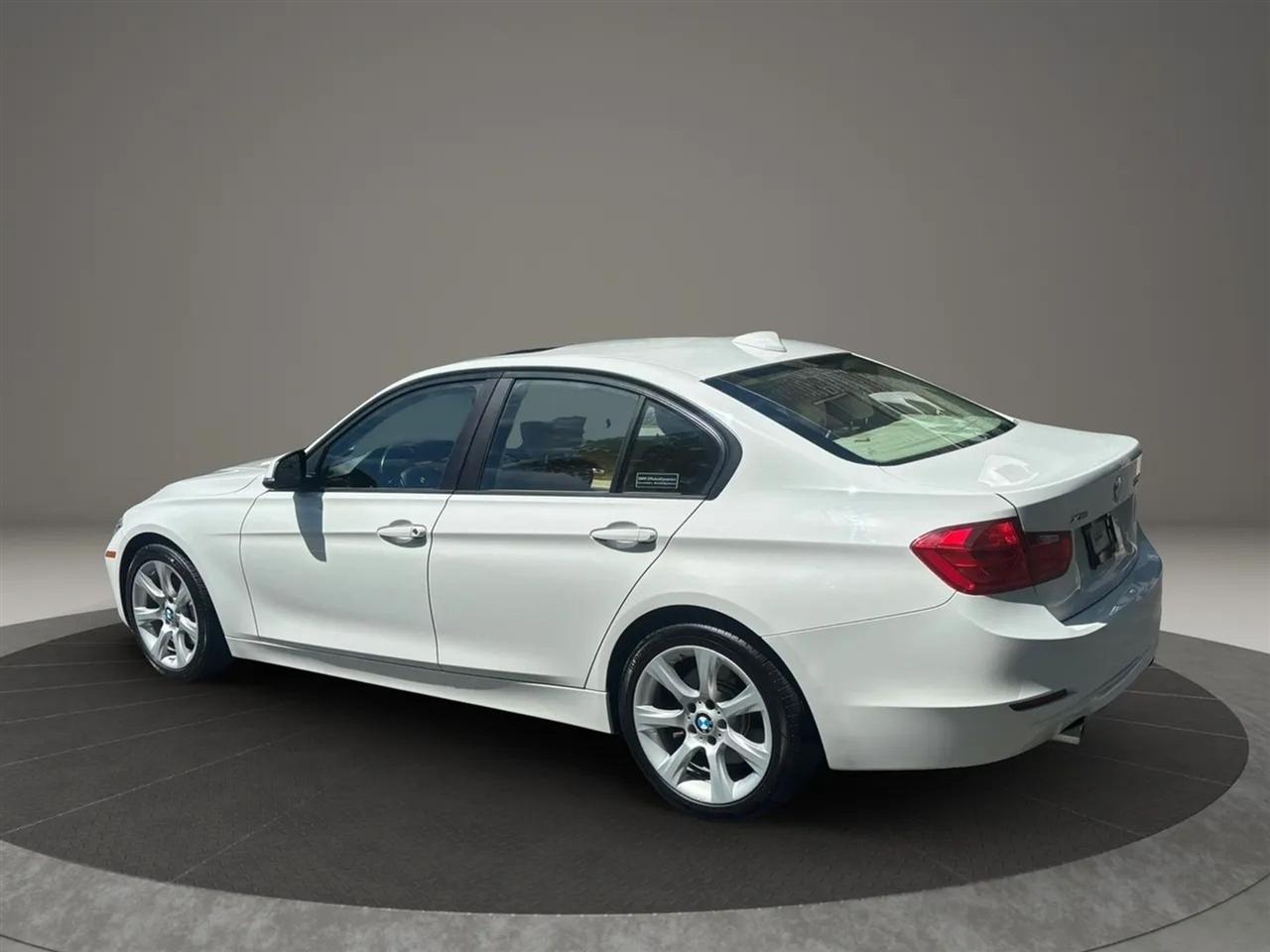BMW 3-Series 335i xDrive Sedan 2014