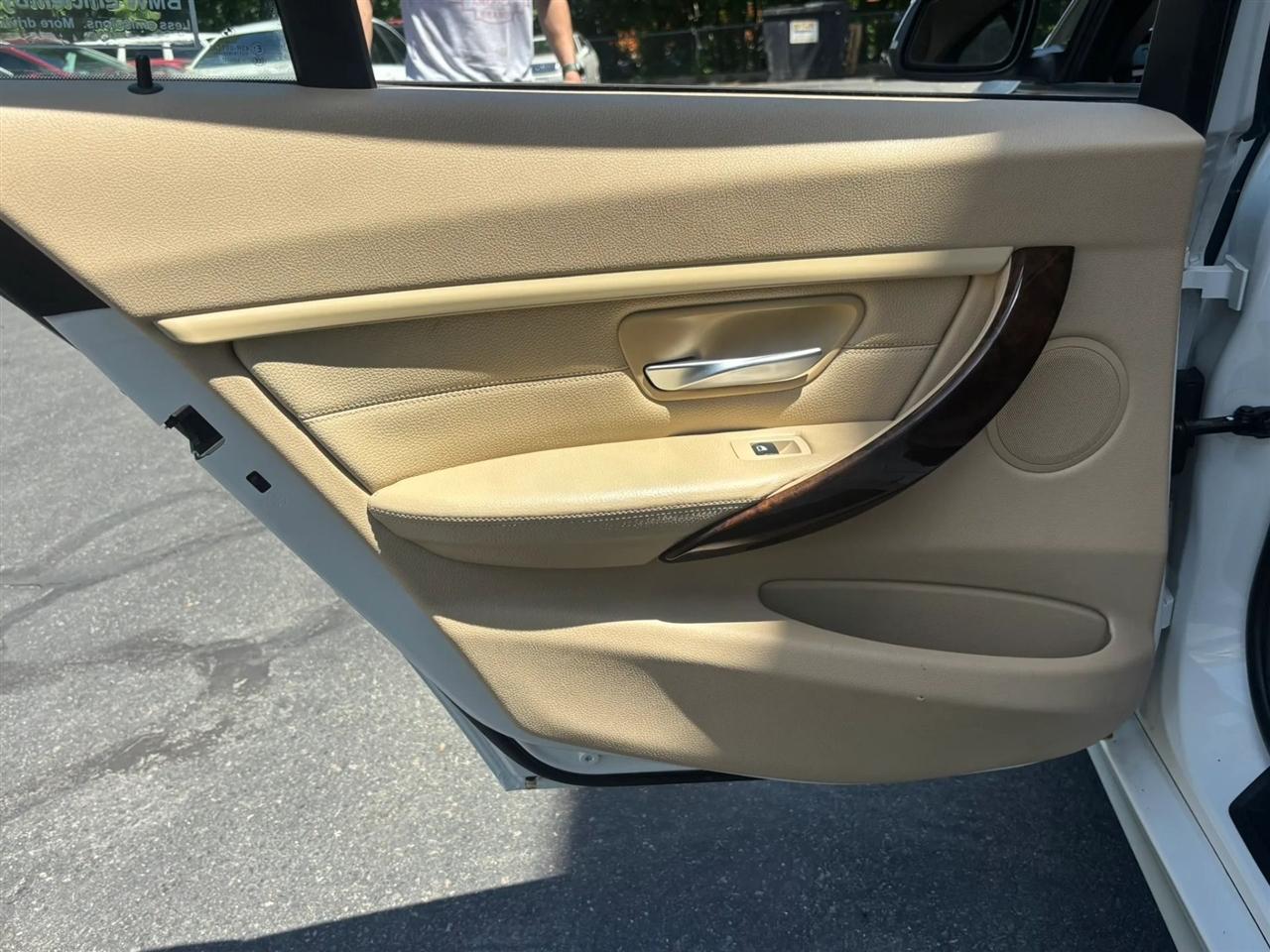 BMW 3-Series 335i xDrive Sedan 2014
