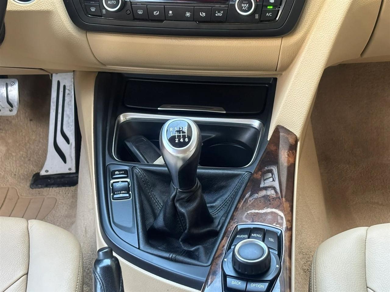 BMW 3-Series 335i xDrive Sedan 2014