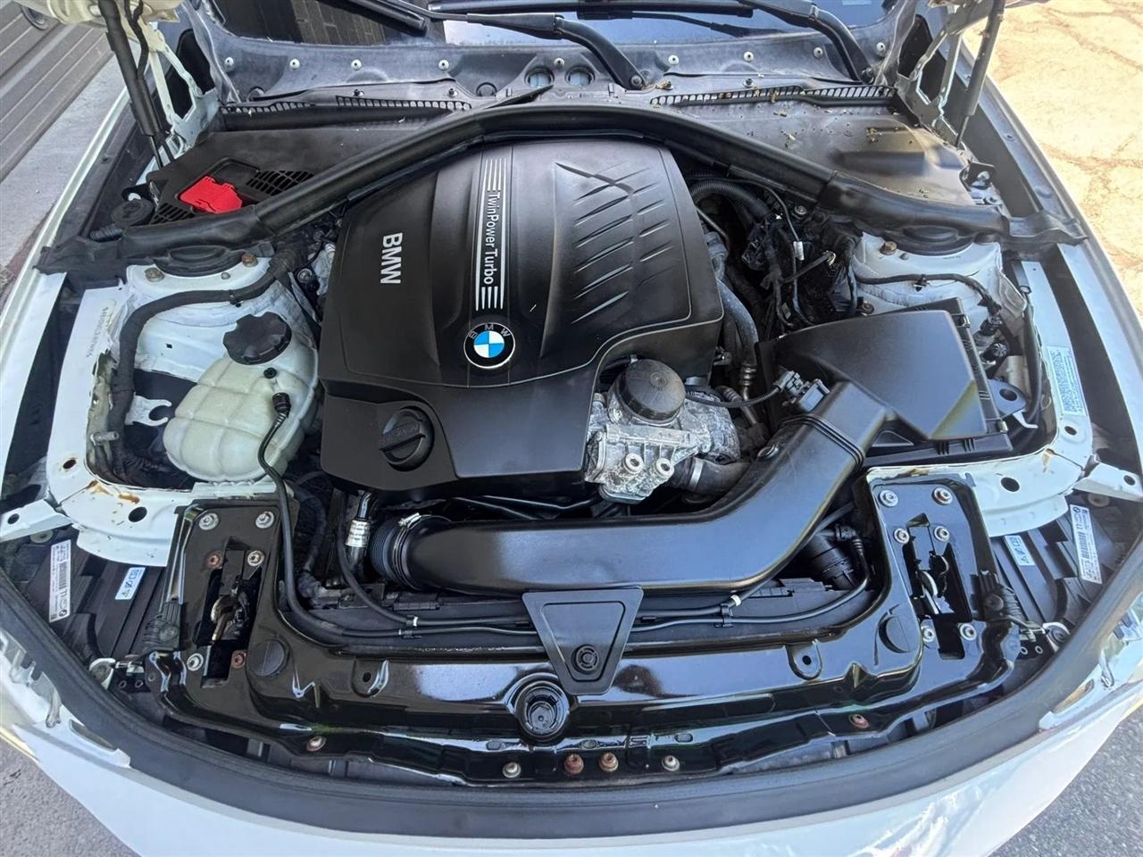 BMW 3-Series 335i xDrive Sedan 2014