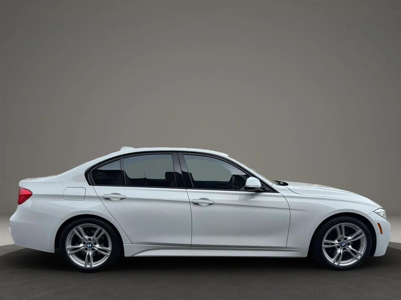 BMW 3-Series 328i Sedan 2014