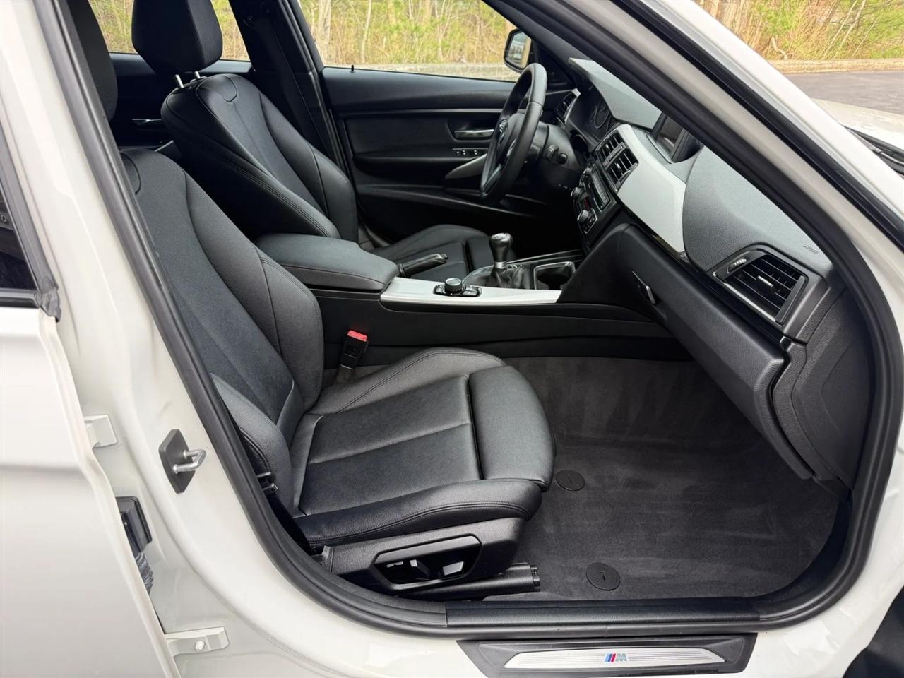 BMW 3-Series 328i Sedan 2014