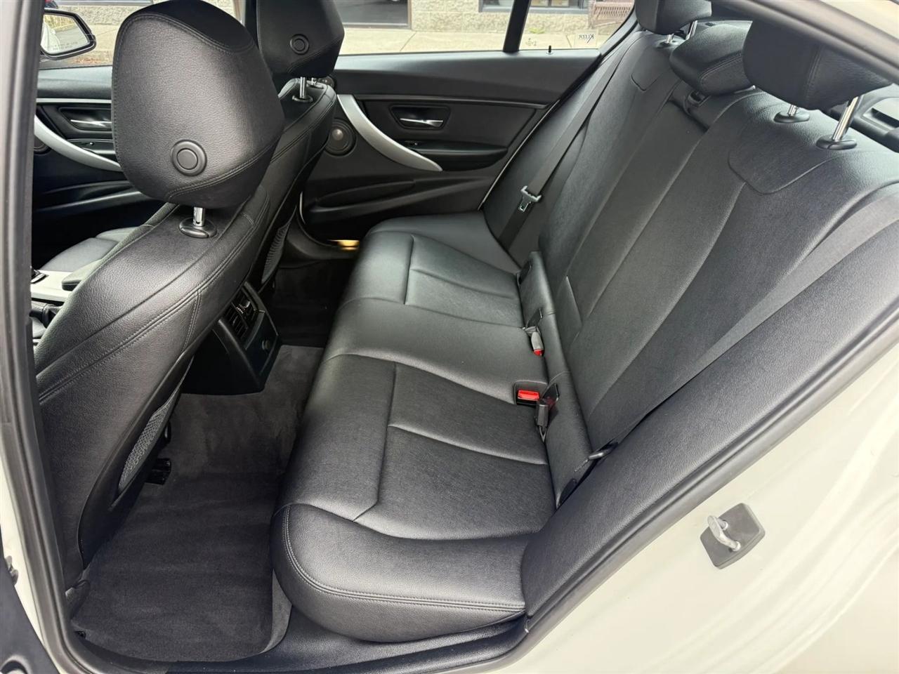 BMW 3-Series 328i Sedan 2014