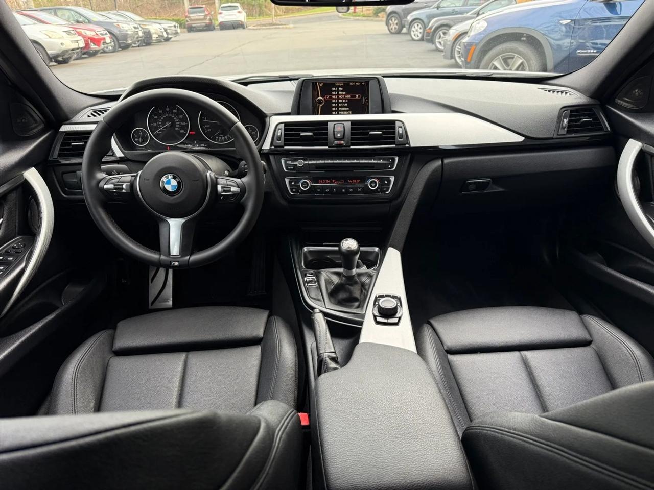 BMW 3-Series 328i Sedan 2014