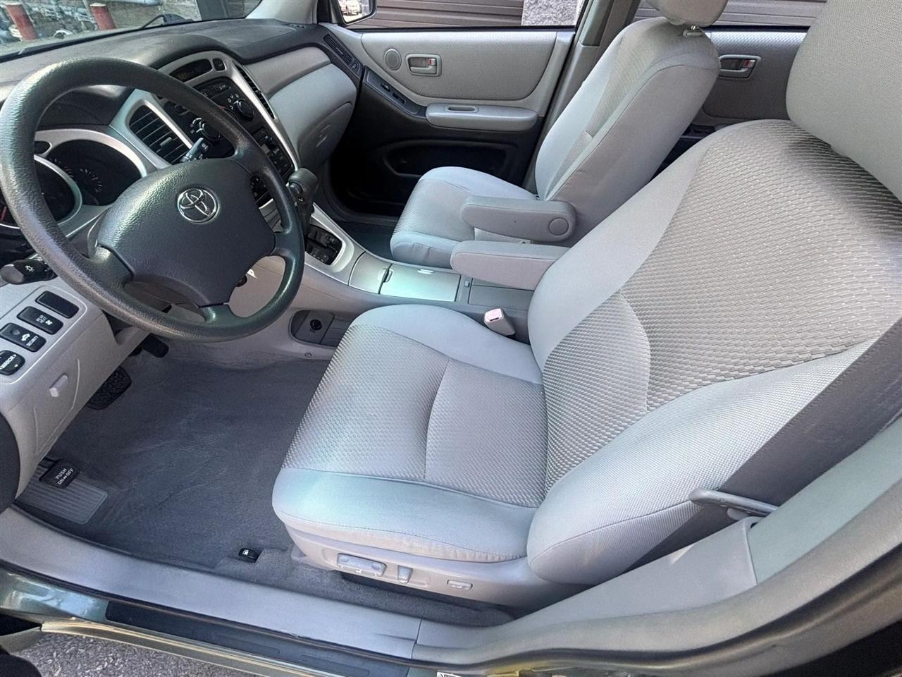 Toyota Highlander Limited V6 4WD 2007