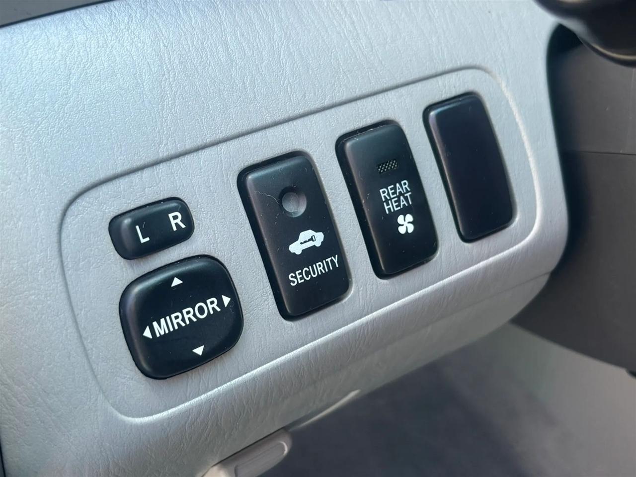 Toyota Highlander Limited V6 4WD 2007