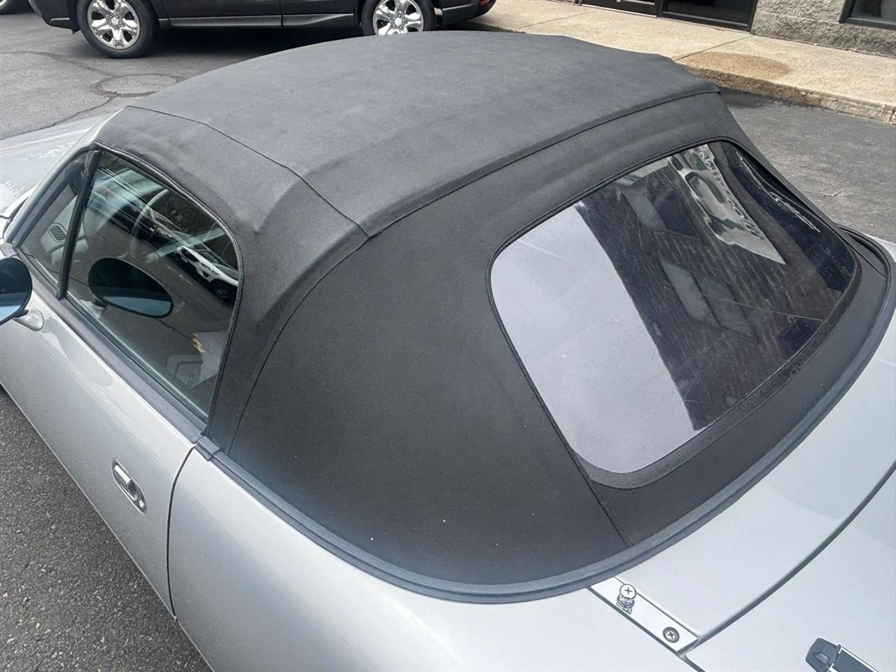 Mazda MX-5 Miata Base 1990