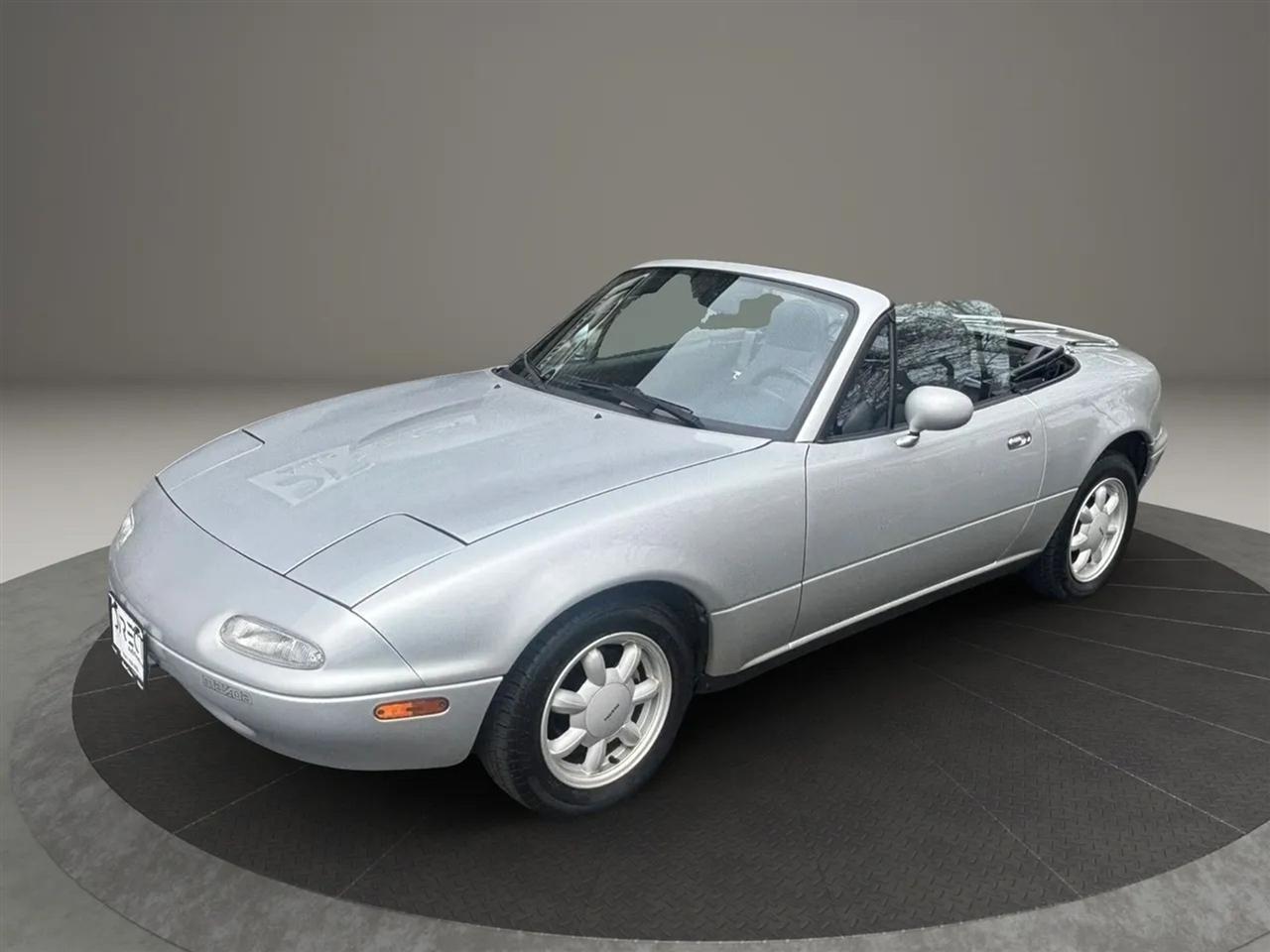 Mazda MX-5 Miata Base 1990