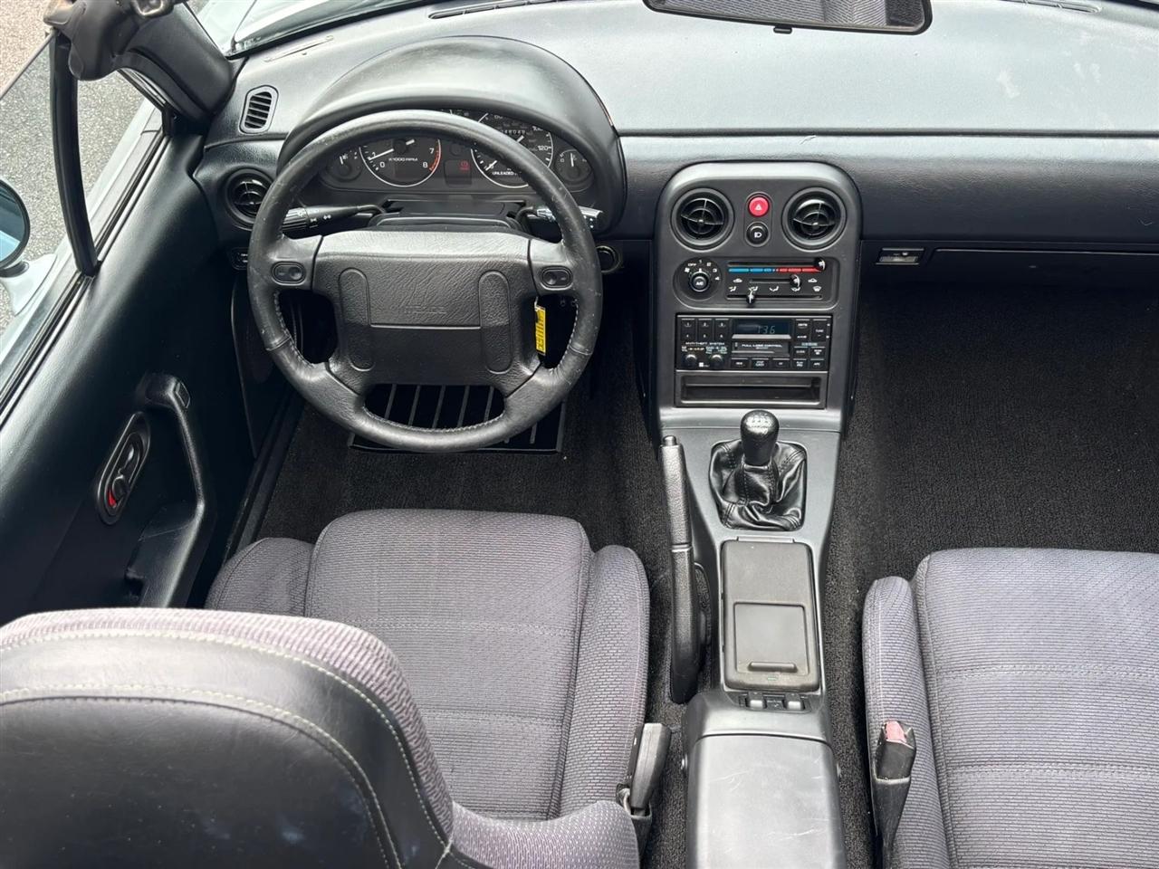 Mazda MX-5 Miata Base 1990