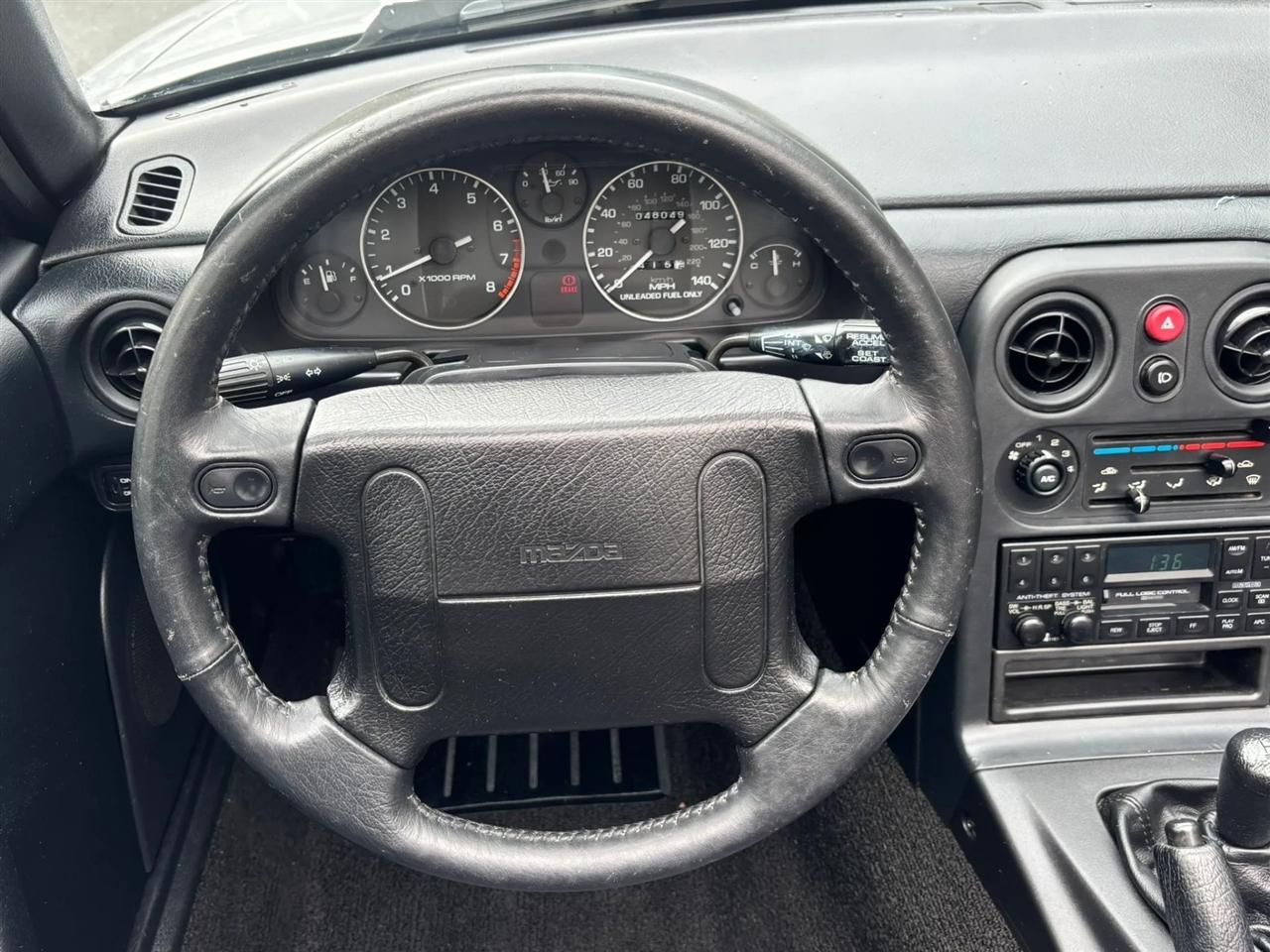 Mazda MX-5 Miata Base 1990
