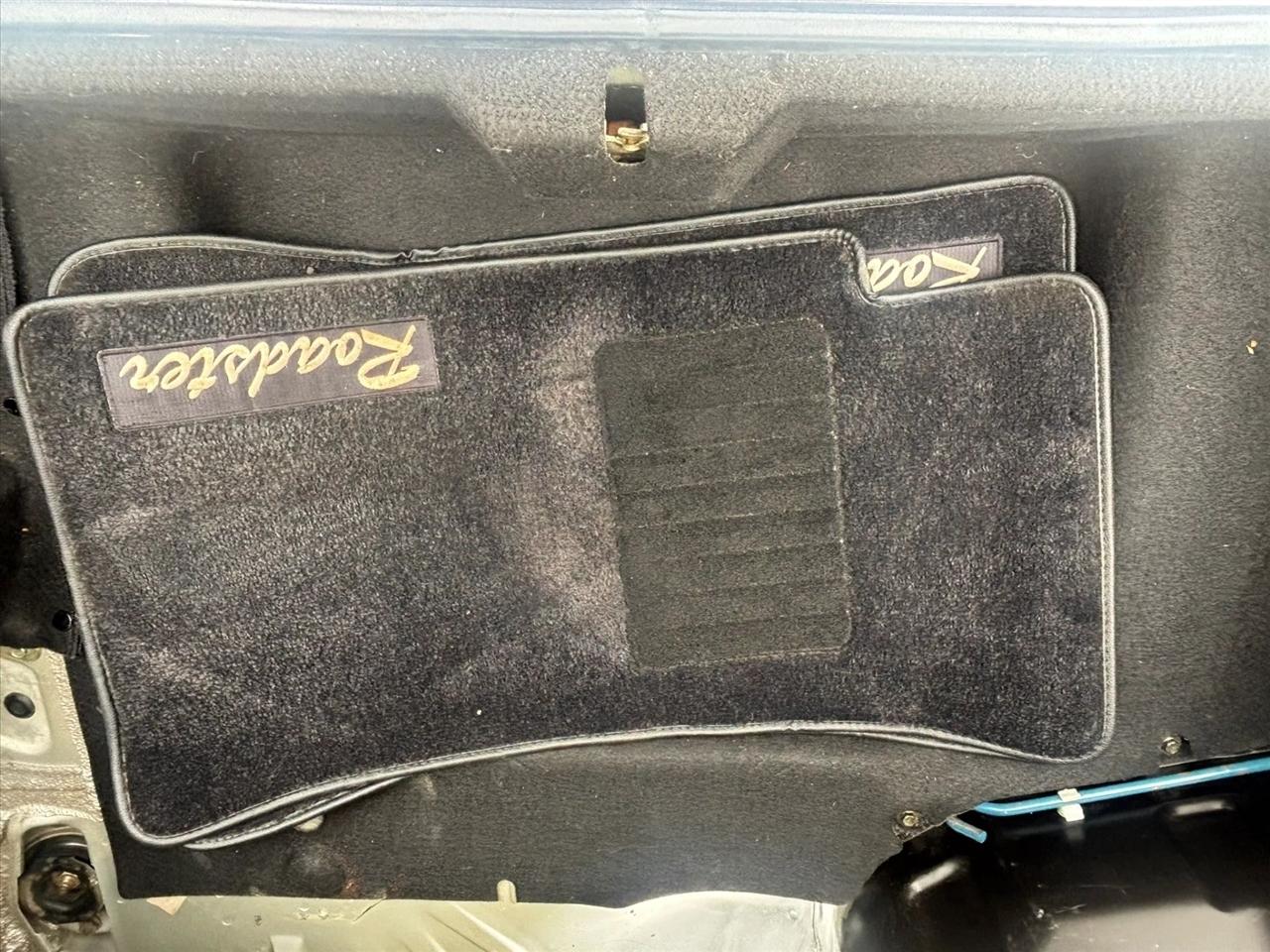 Mazda MX-5 Miata Base 1990