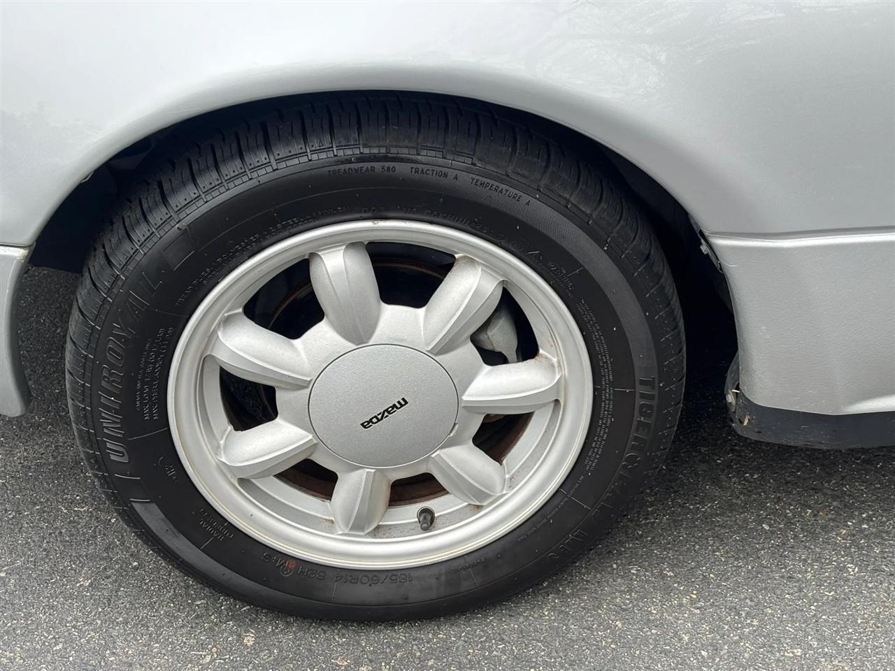 Mazda MX-5 Miata Base 1990