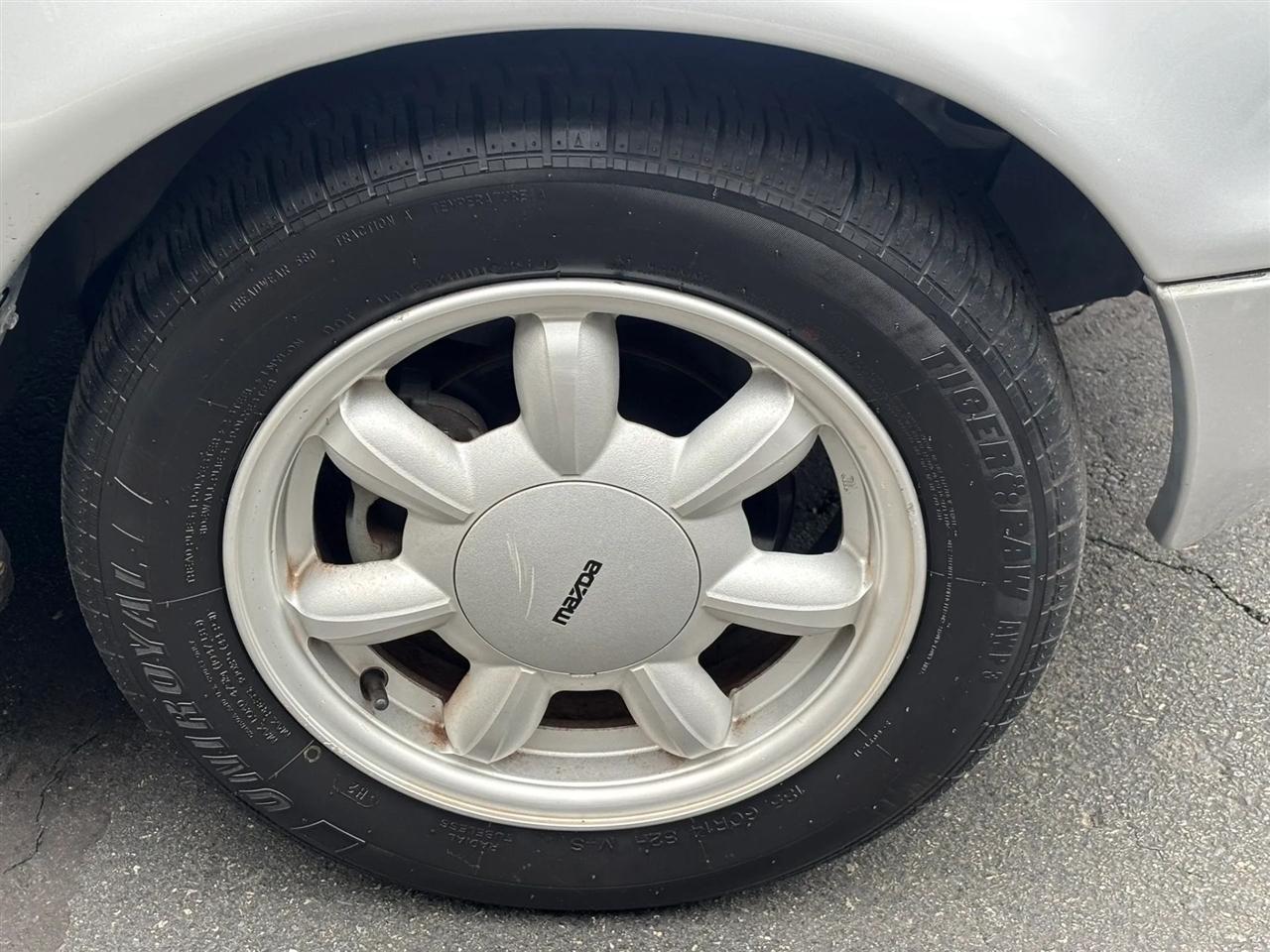 Mazda MX-5 Miata Base 1990