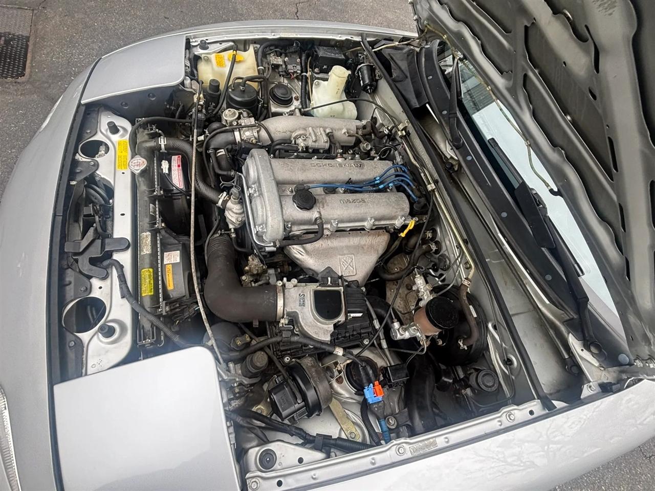 Mazda MX-5 Miata Base 1990