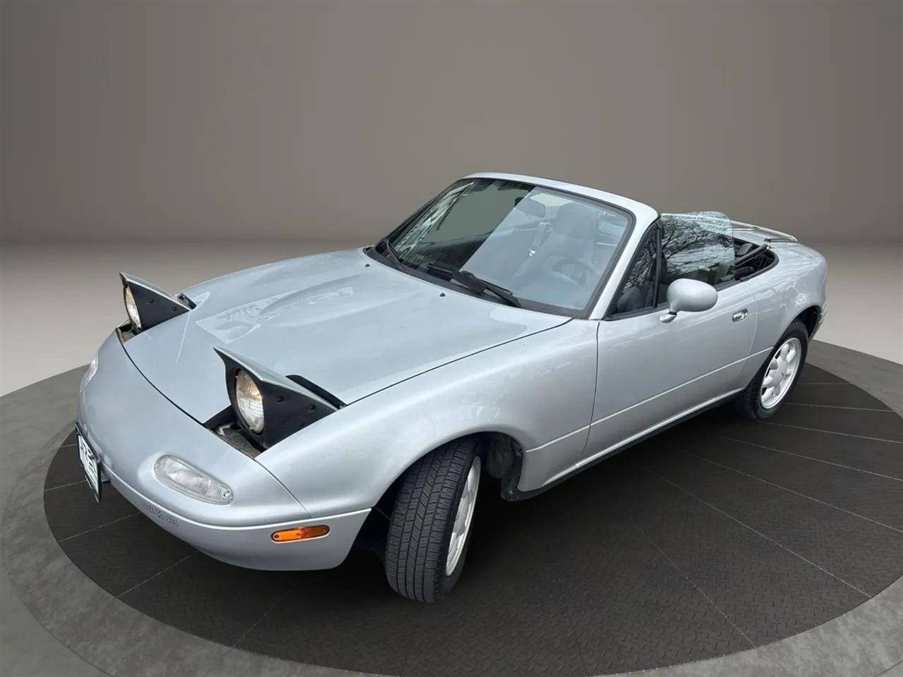 Mazda MX-5 Miata Base 1990
