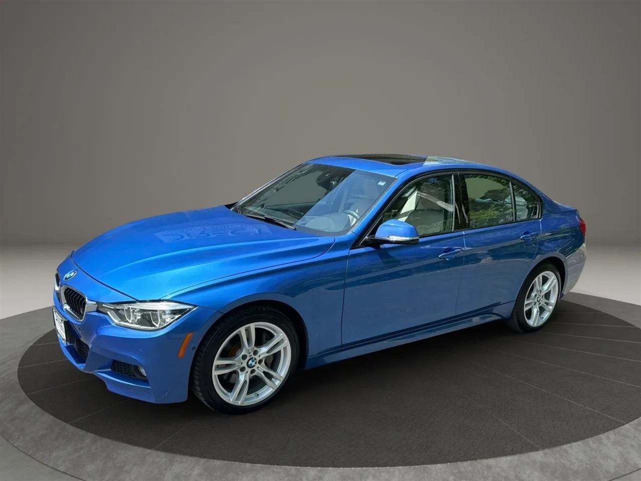 BMW 3-Series 330i xDrive SULEV Sedan 2017