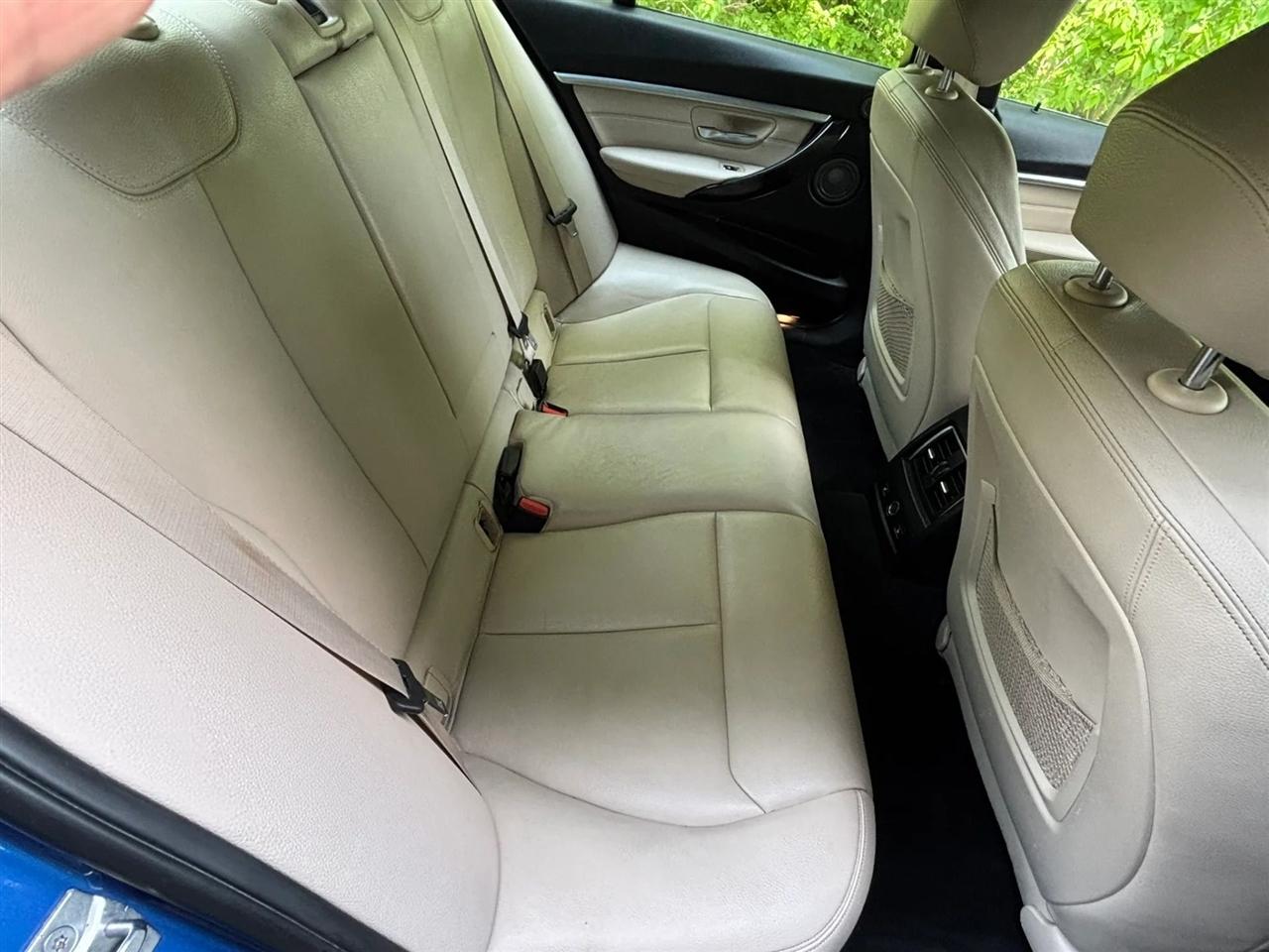BMW 3-Series 330i xDrive SULEV Sedan 2017
