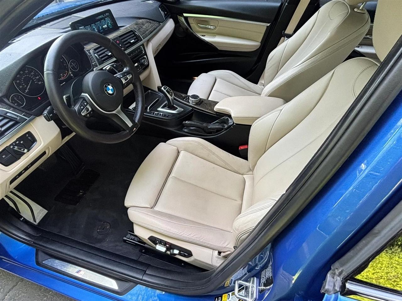 BMW 3-Series 330i xDrive SULEV Sedan 2017