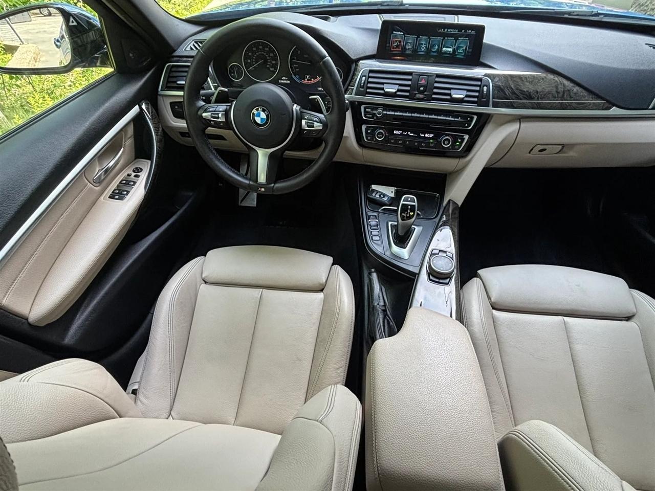 BMW 3-Series 330i xDrive SULEV Sedan 2017