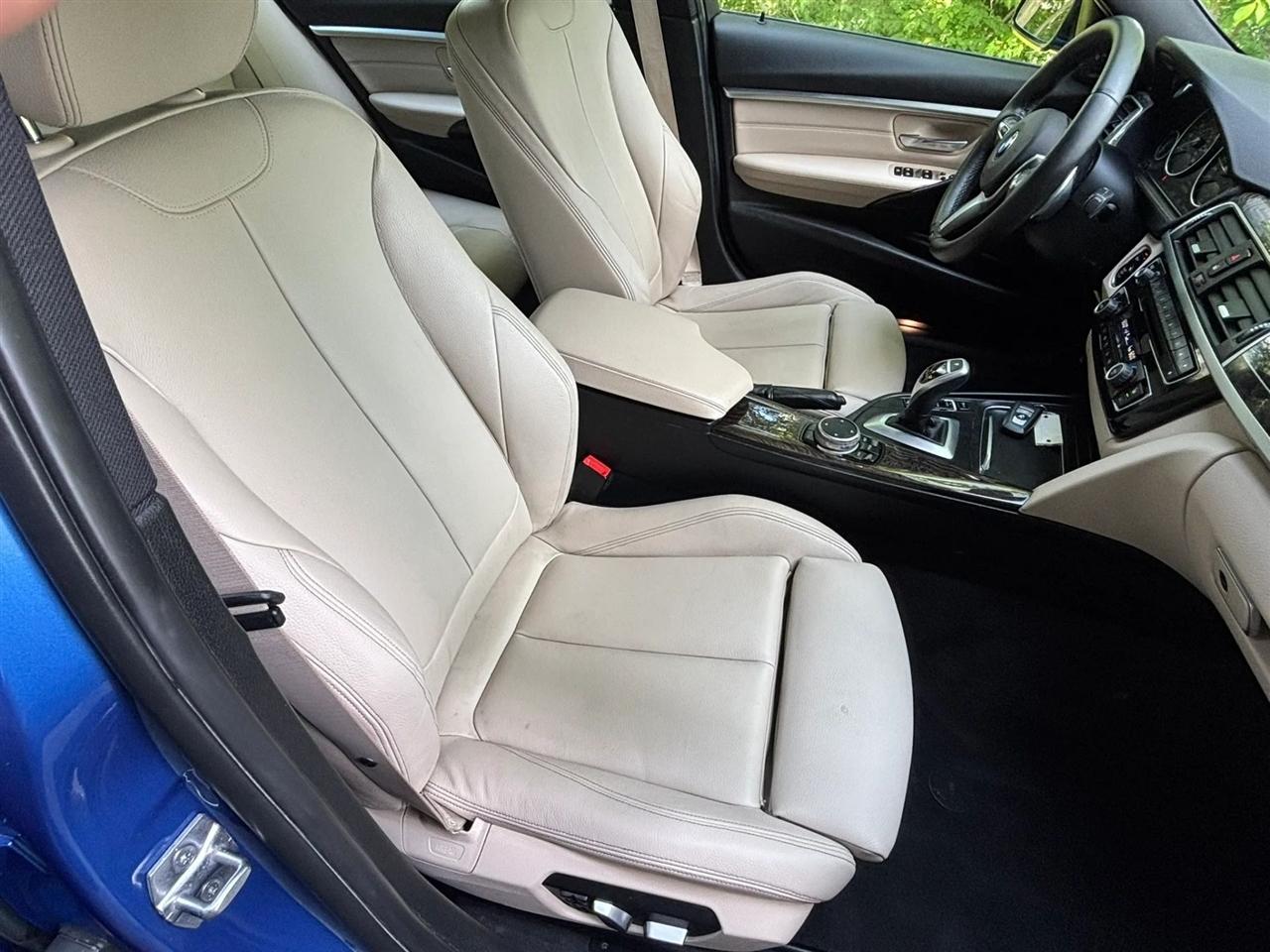 BMW 3-Series 330i xDrive SULEV Sedan 2017