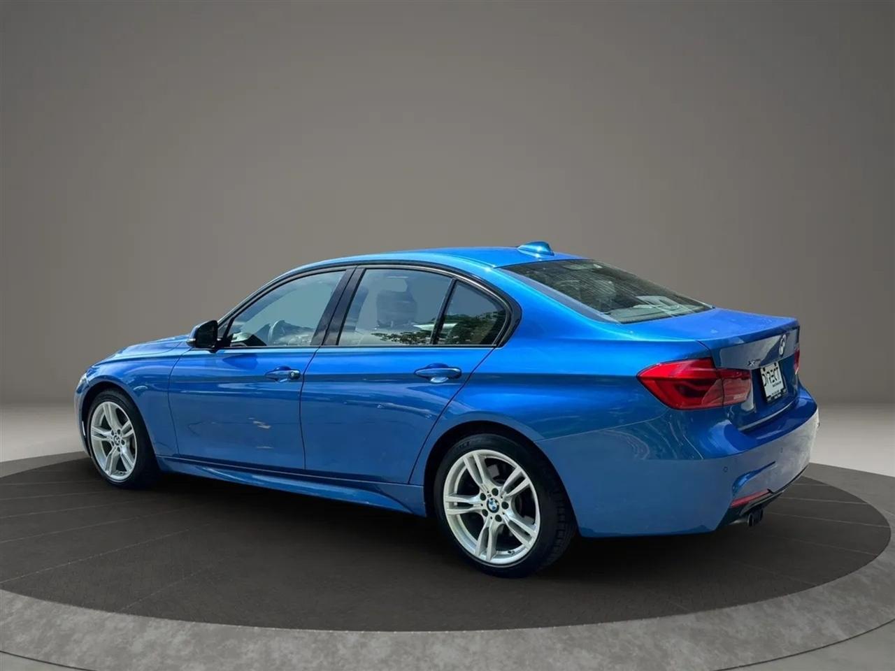BMW 3-Series 330i xDrive SULEV Sedan 2017