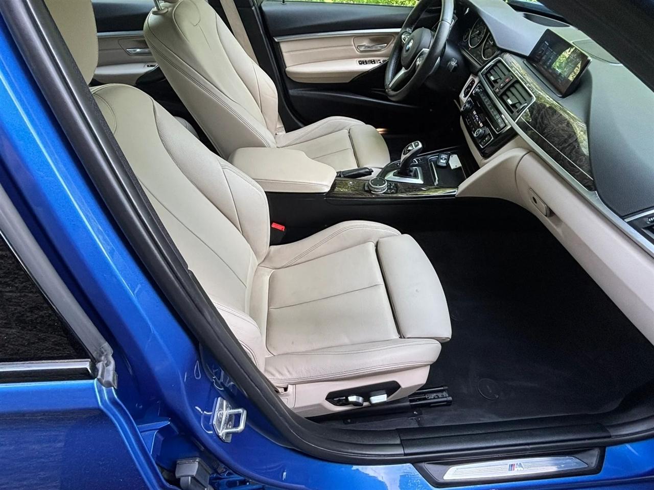 BMW 3-Series 330i xDrive SULEV Sedan 2017