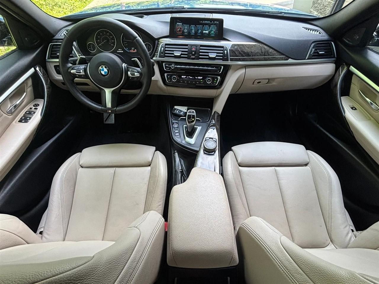 BMW 3-Series 330i xDrive SULEV Sedan 2017