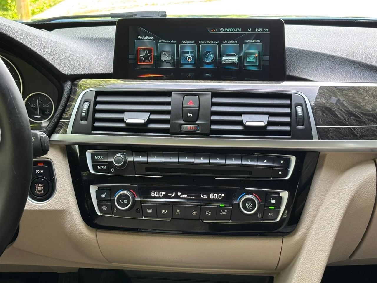 BMW 3-Series 330i xDrive SULEV Sedan 2017