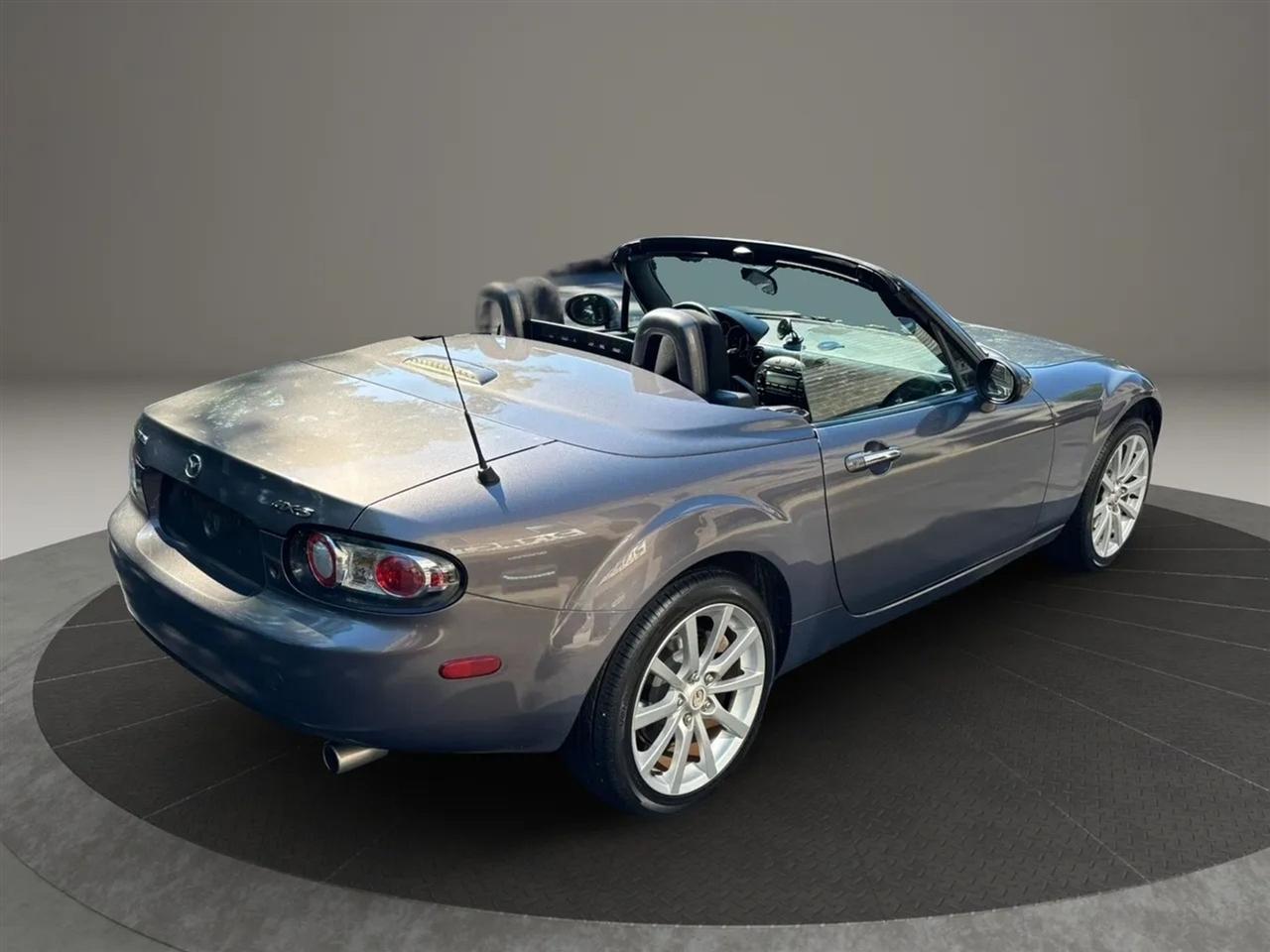 Mazda MX-5 Miata Sport Hard Top 2007