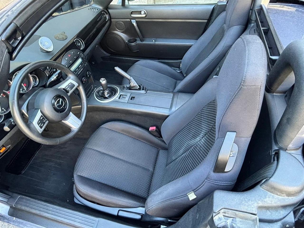 Mazda MX-5 Miata Sport Hard Top 2007