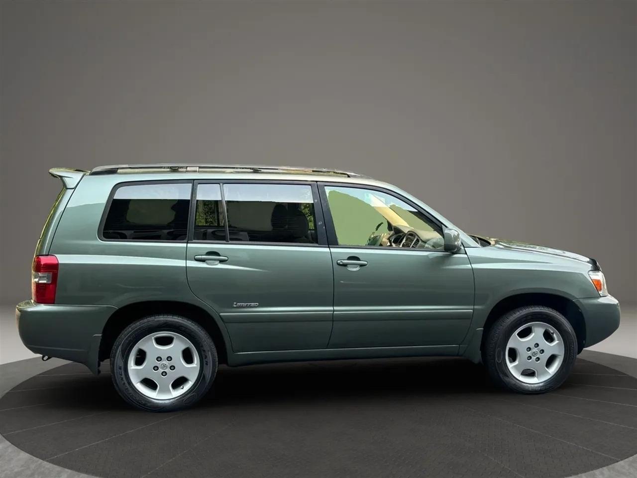 Toyota Highlander Limited V6 4WD 2007