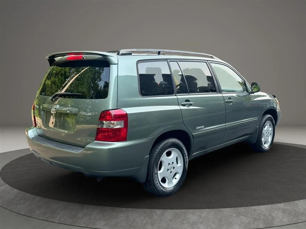 Toyota Highlander Limited V6 4WD 2007