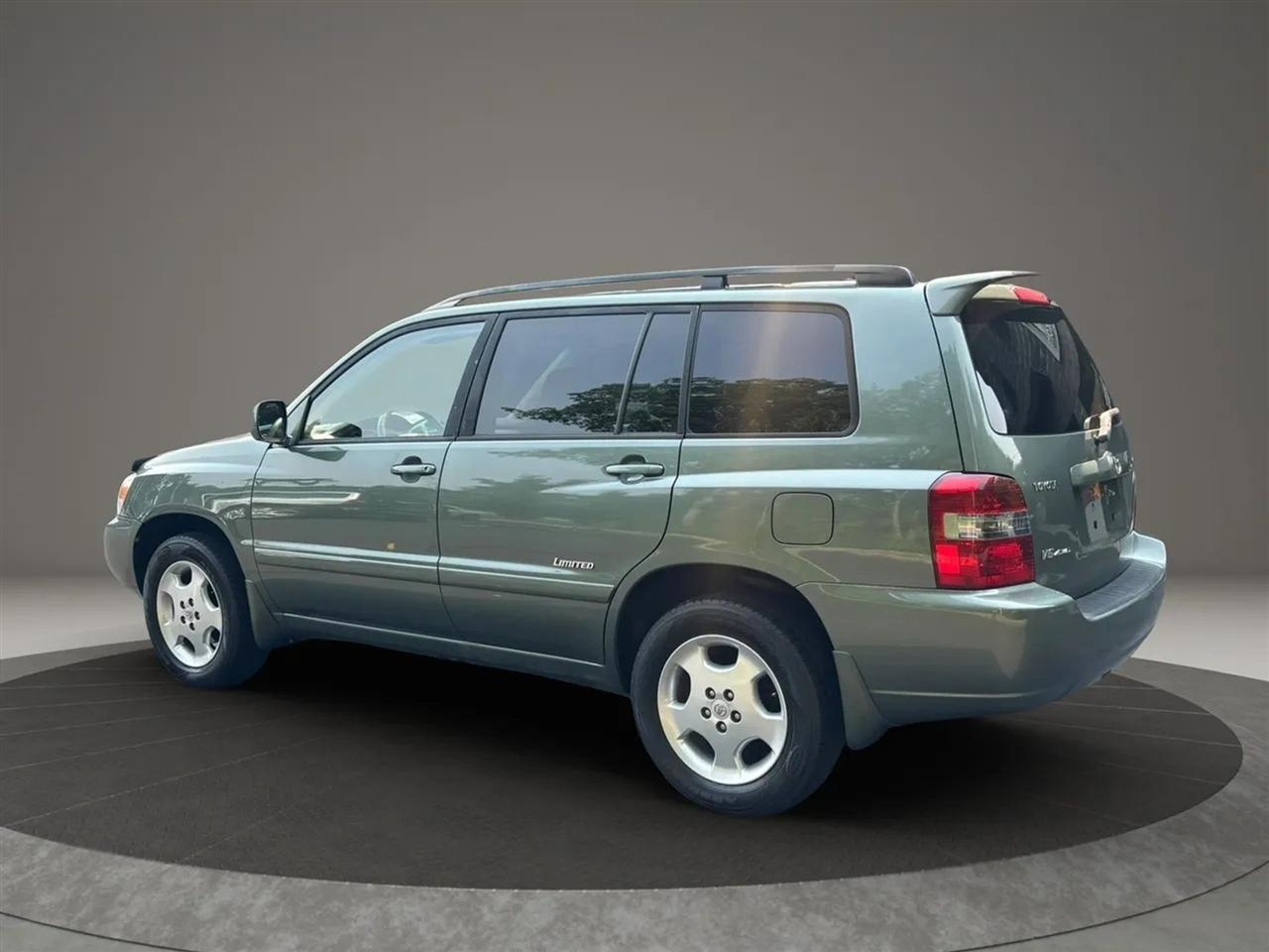 Toyota Highlander Limited V6 4WD 2007