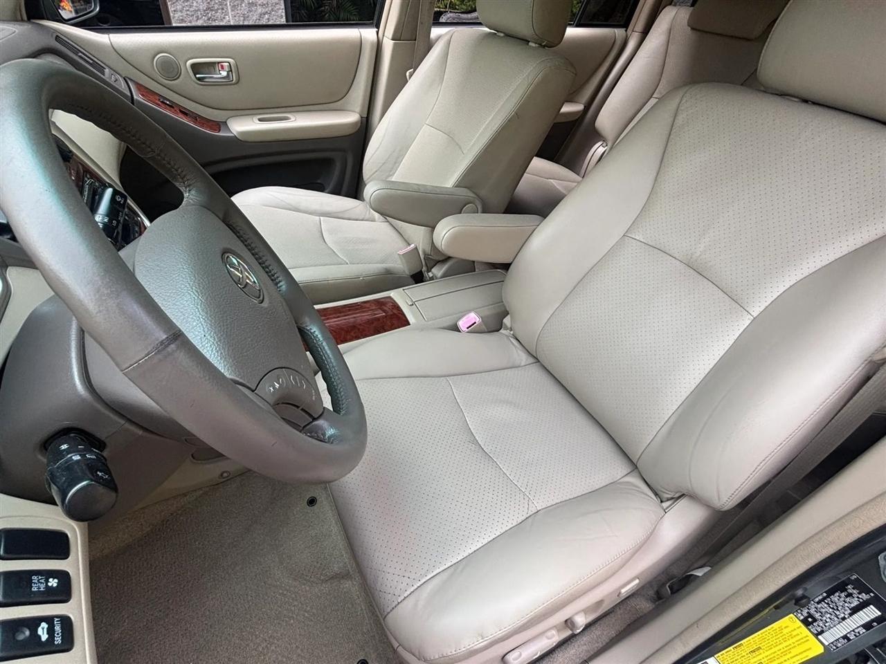 Toyota Highlander Limited V6 4WD 2007