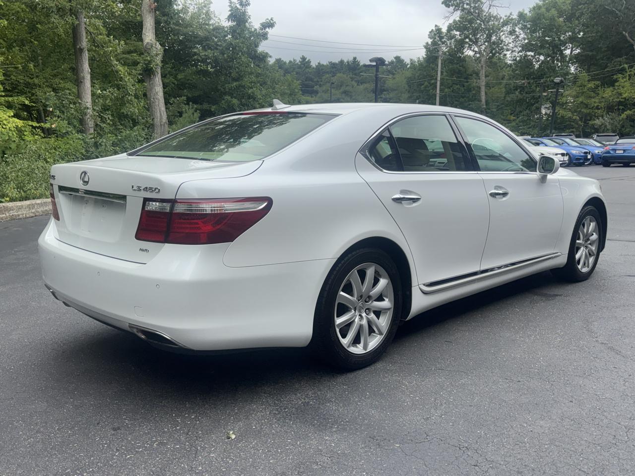 Lexus LS 460 Luxury Sedan AWD 2009