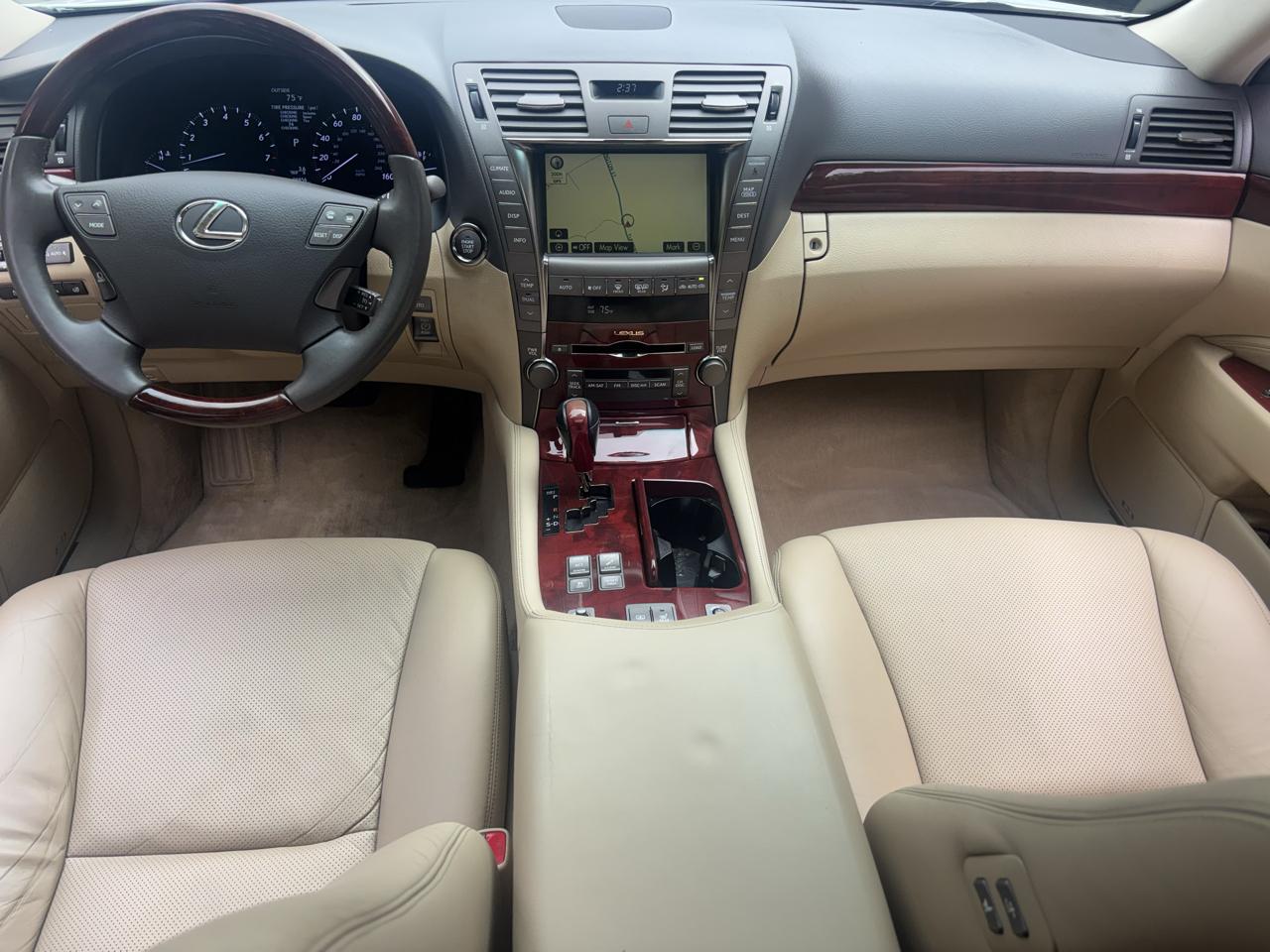 Lexus LS 460 Luxury Sedan AWD 2009
