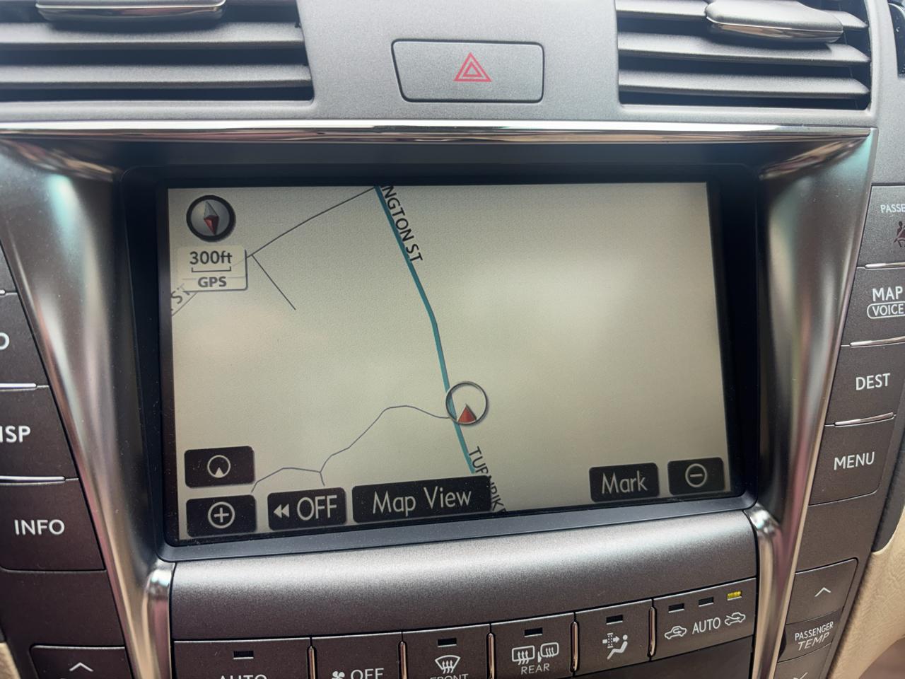 Lexus LS 460 Luxury Sedan AWD 2009