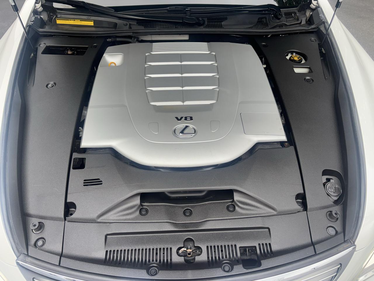 Lexus LS 460 Luxury Sedan AWD 2009