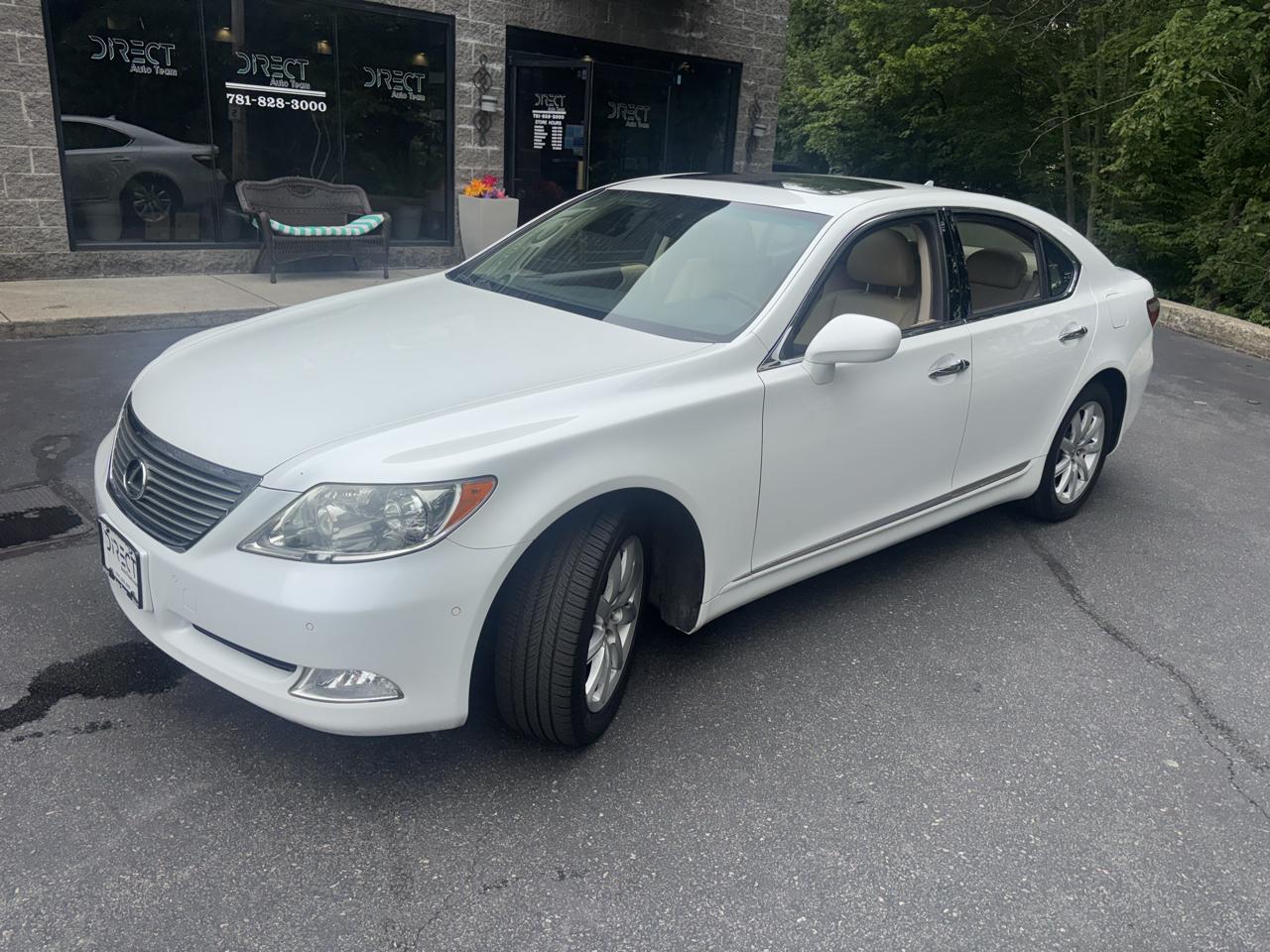 Lexus LS 460 Luxury Sedan AWD 2009