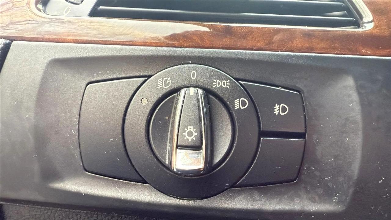 BMW 3-Series 335i Coupe 2010