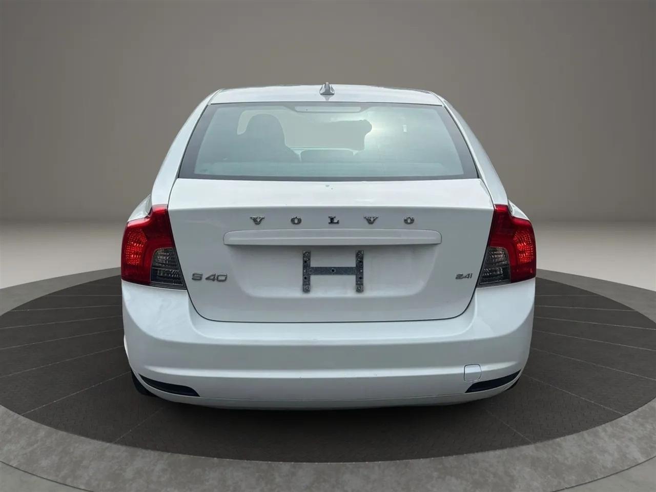 Volvo S40 2.4i 2010