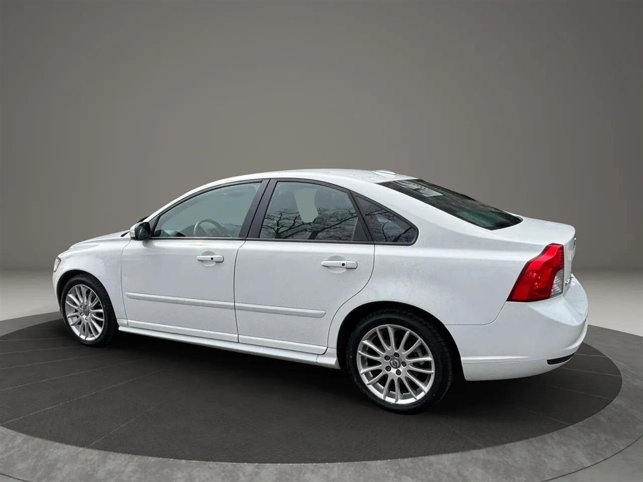Volvo S40 2.4i 2010