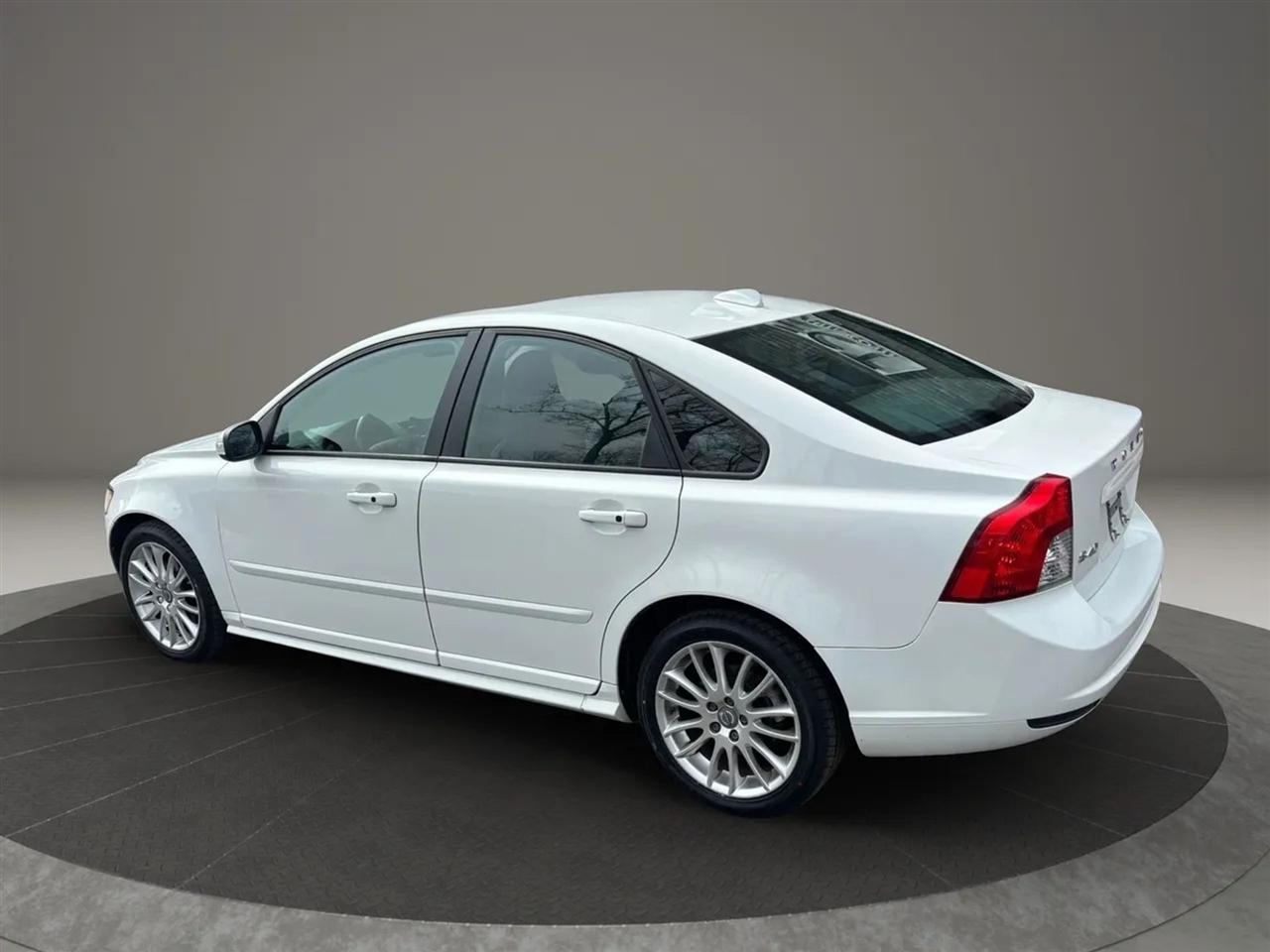 Volvo S40 2.4i 2010